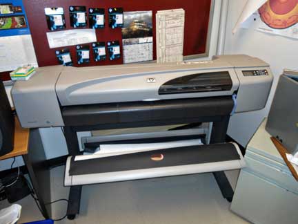 HP DesignJet 500 colour inkjet plotter. Used for preparing poster-sized print outs for research and teaching presentation. Contact: Randy Corney